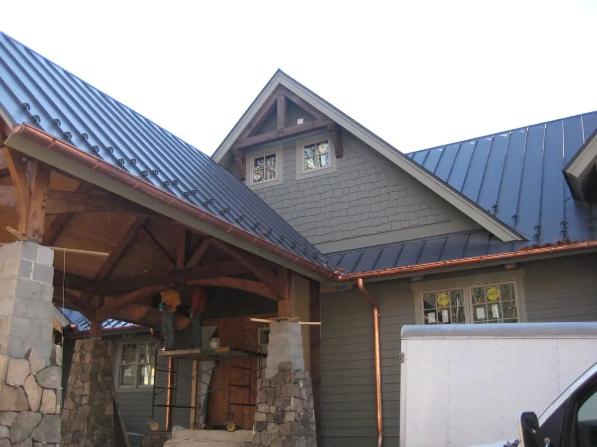 Craftsman Roofing team delivering quality roofing work in Bedford Heights